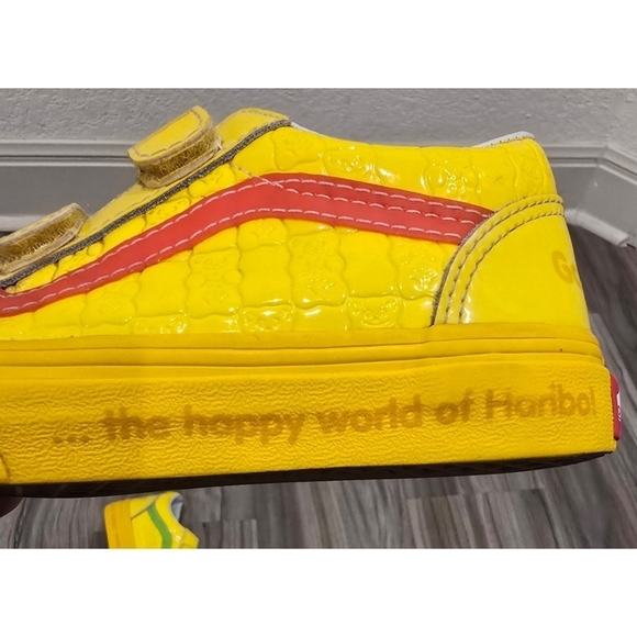 Limited Edition Vans Old Skool Haribo Goldbear Shoes Boys Size 1.5 Bright Yellow - Picture 8 of 16